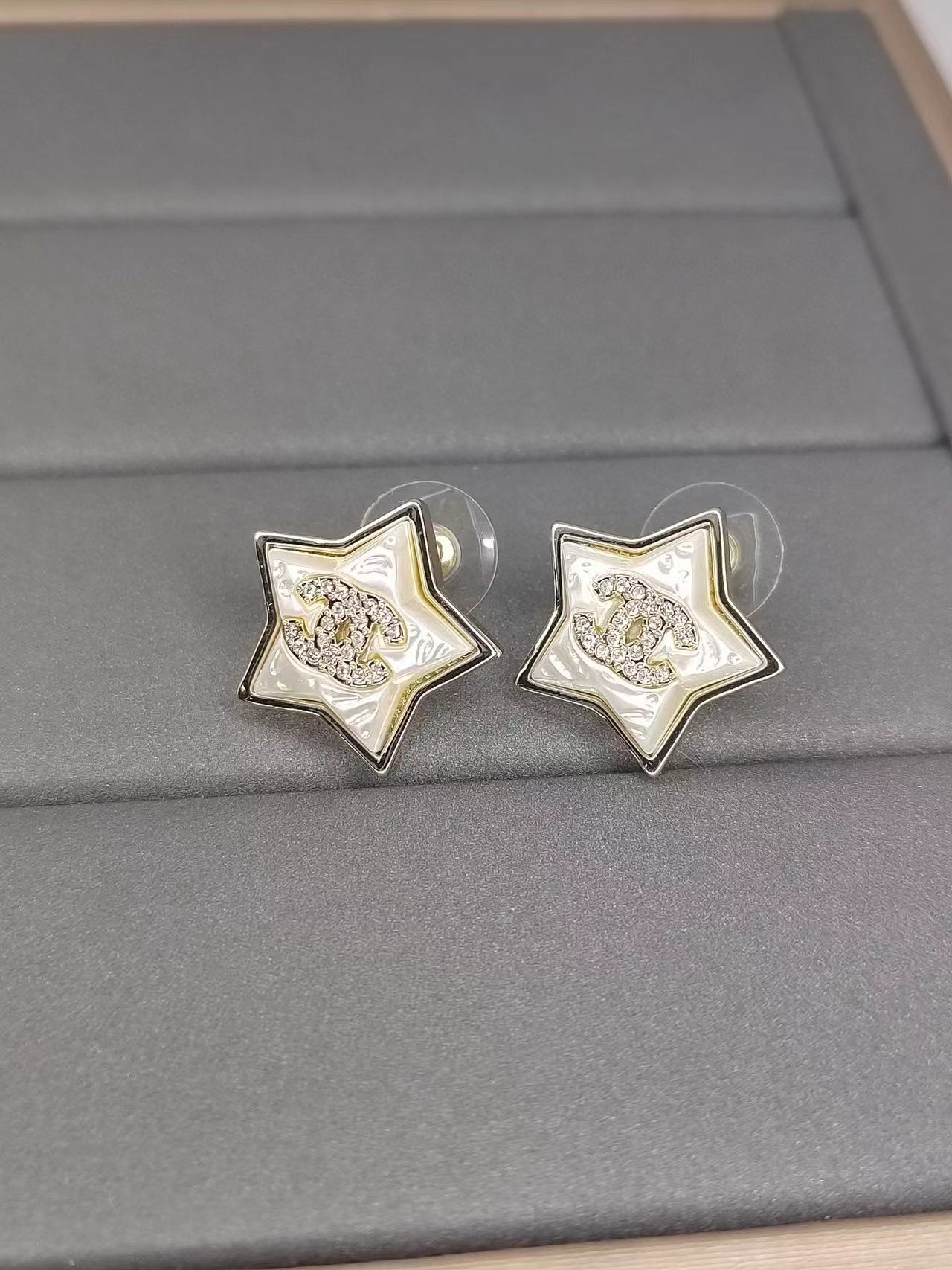 CHANE1 五芒星 ダイヤモンド スタッド ピアス【50％割引+送料無料】