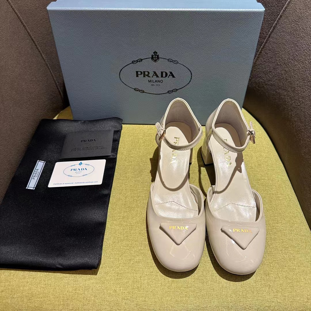 PR4DA 高品質ローヒールサンダル【50％割引+送料無料】