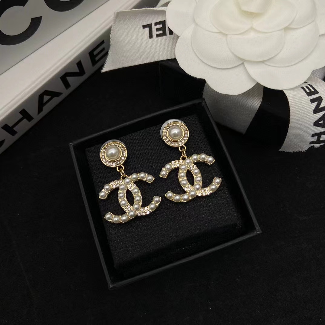 CHANE1 パール ダブル C スタッド ピアス【50％割引+送料無料】