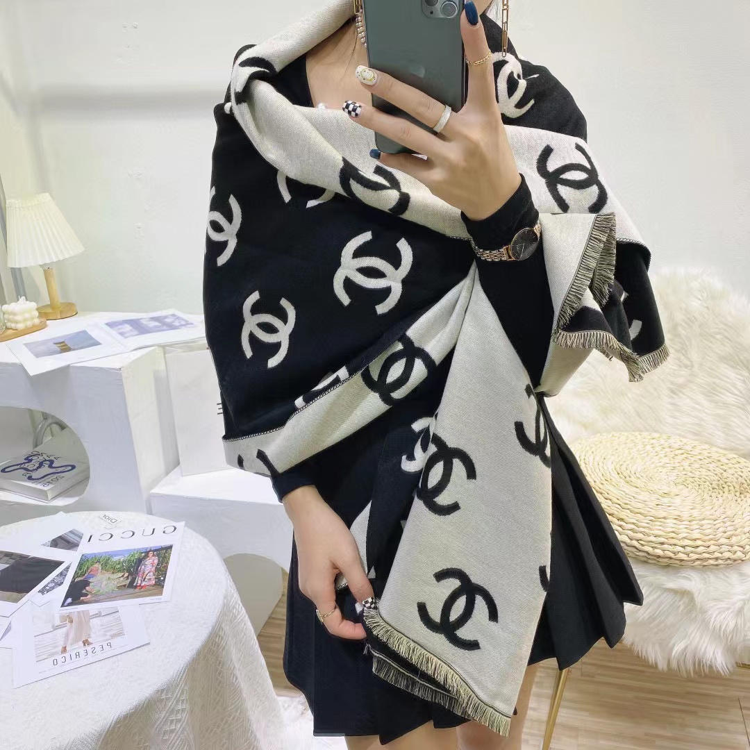 CHANE1 ダブルC カシミアスカーフ【50％割引+送料無料】