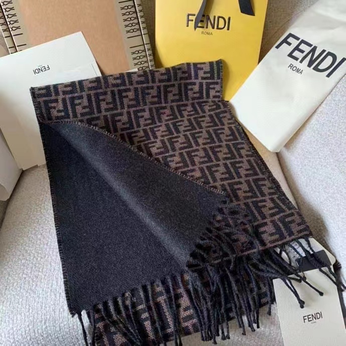 FEND1 FF タッセルカシミヤスカーフ【50％割引+送料無料】