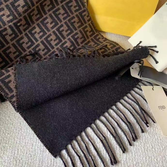 FEND1 FF タッセルカシミヤスカーフ【50％割引+送料無料】