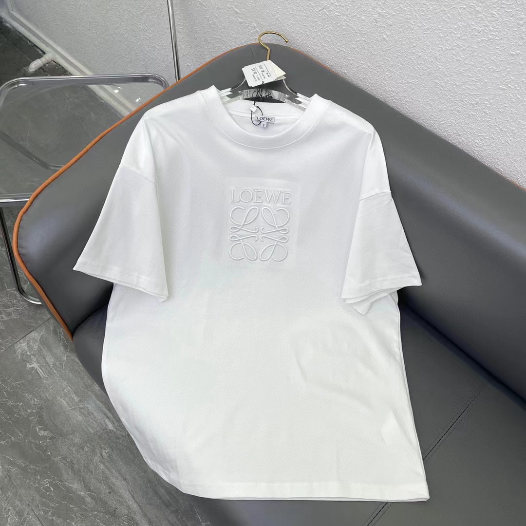 L0WEW 刺繍ロゴシンプルTシャツ【50％割引+送料無料】