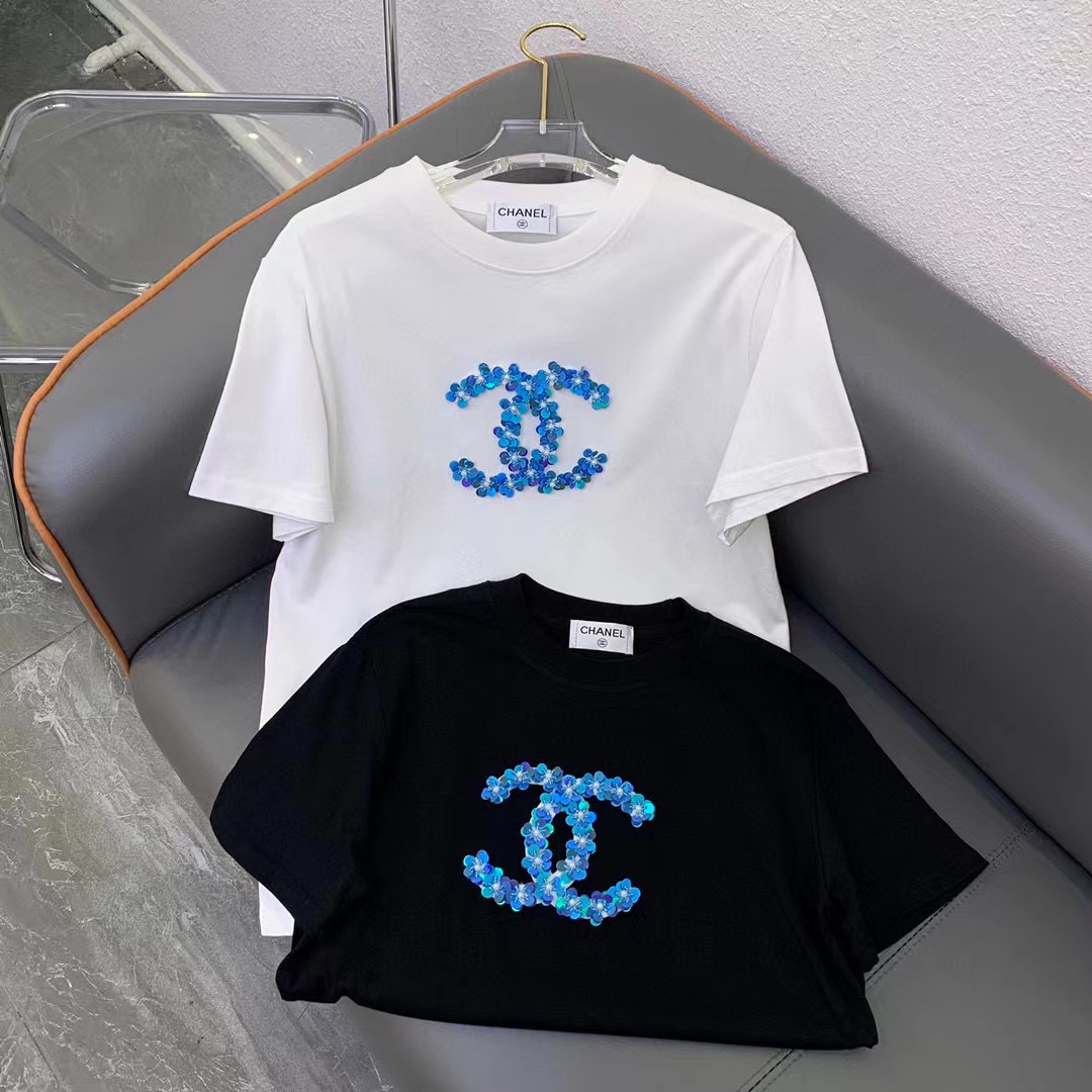 CHANE1 スパンコール ダブル C ロゴ T シャツ【50％割引+送料無料】