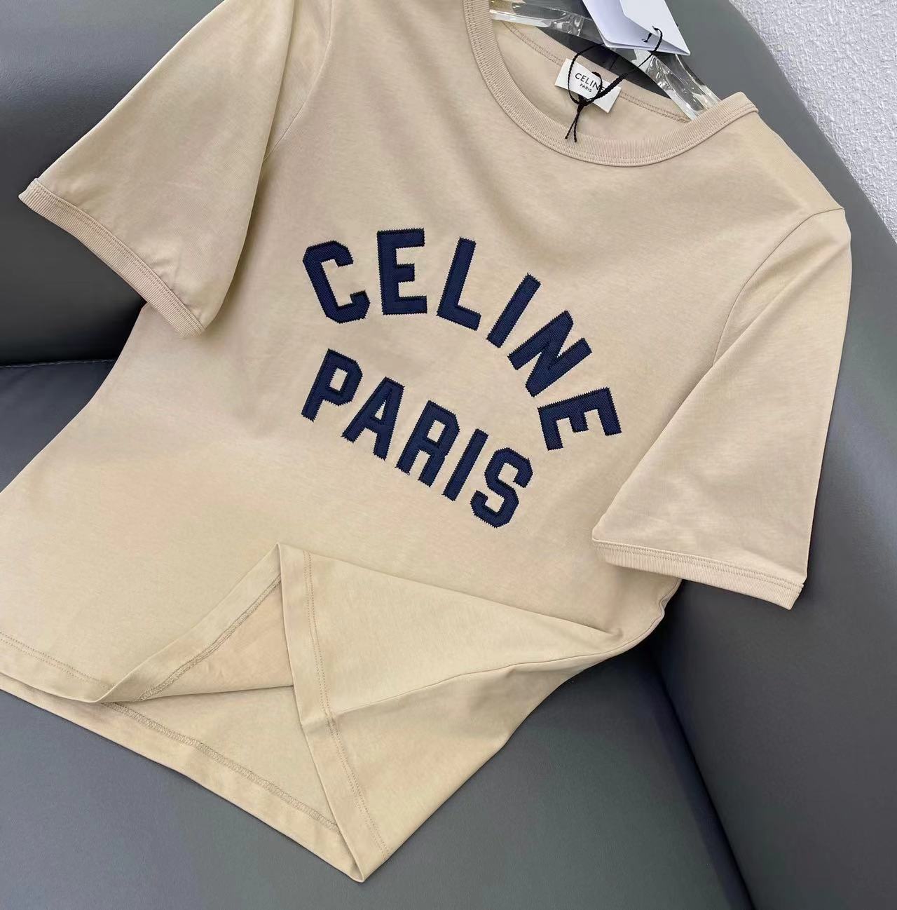 CEL1NE クラシックレター刺繍Tシャツ【50％割引+送料無料】