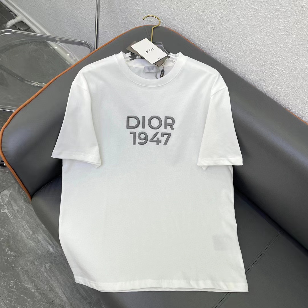 DI0R定番シンプル1947文字立体刺繍Tシャツ【50％割引+送料無料】