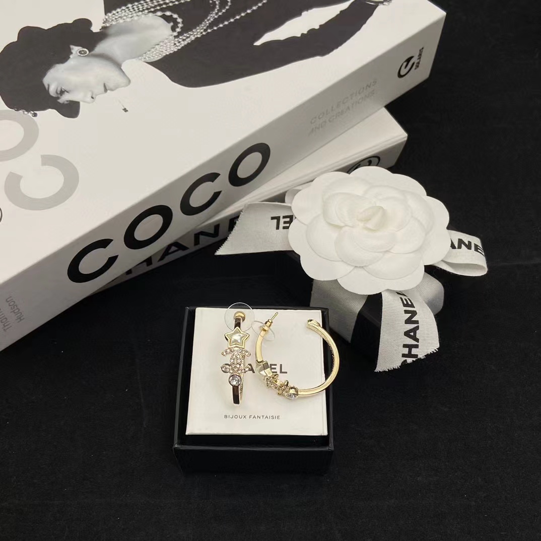 CHANE1 ダブルC ダイヤモンド イヤリング【50％割引+送料無料】