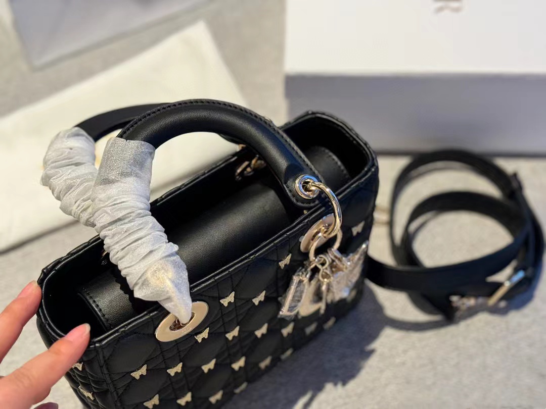 DI0R バタフライ ハンドバッグ【50％割引+送料無料】【50％割引+送料無料】