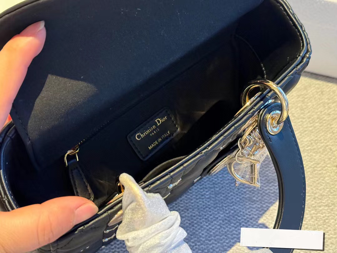 DI0R バタフライ ハンドバッグ【50％割引+送料無料】【50％割引+送料無料】