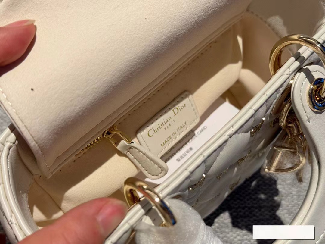 DI0R バタフライ ハンドバッグ【50％割引+送料無料】【50％割引+送料無料】