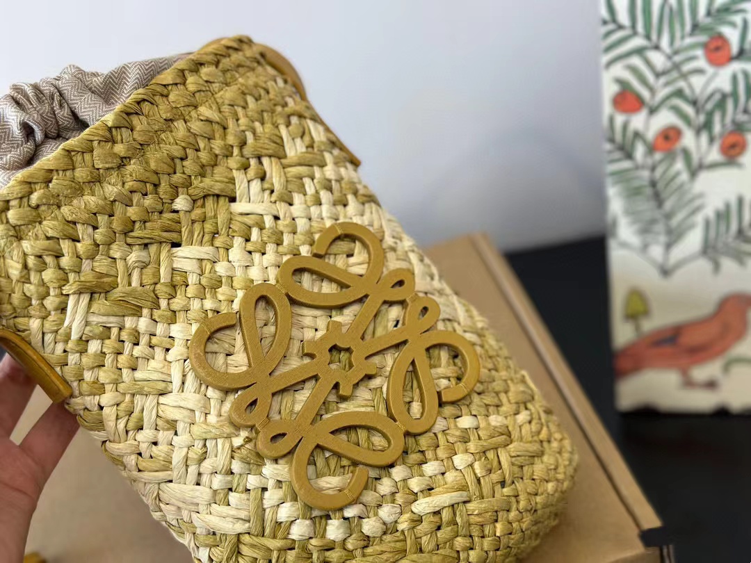 LOWEW ラフィア 携帯電話バッグ【50％割引+送料無料】