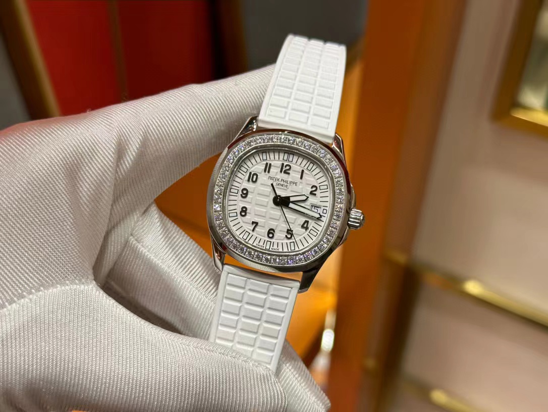 PATEK PH1LIPPE 5067 グレネード レディース 腕時計【50％割引+送料無料】