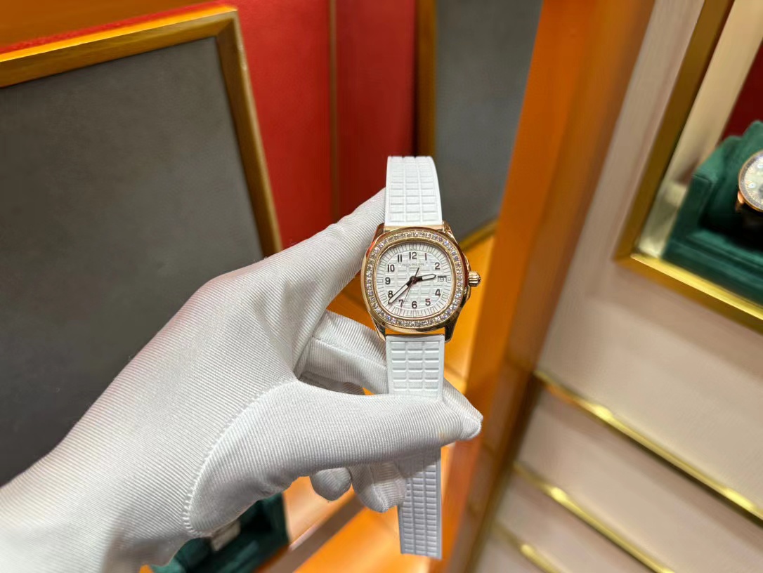 PATEK PH1LIPPE 5067 グレネード レディース 腕時計【50％割引+送料無料】