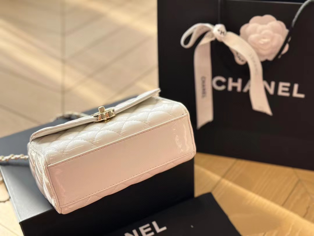 CHANE1 パテントレザー ハンドヘルドクロスボディバッグ【50％割引+送料無料】