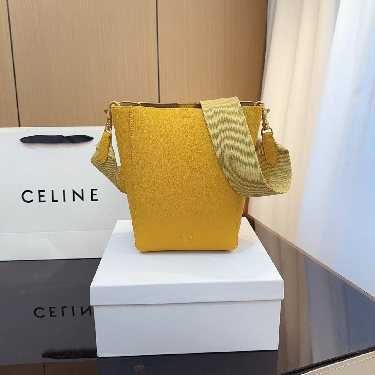 CEL1NE バケツバッグ 【50％割引+送料無料】