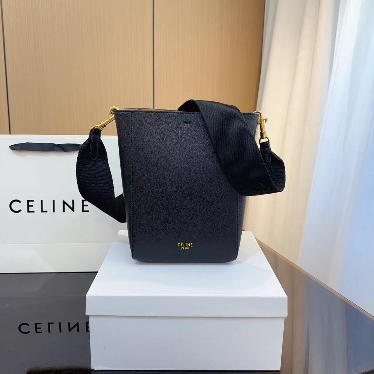 CEL1NE バケツバッグ 【50％割引+送料無料】