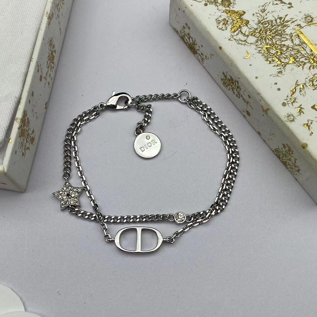 DI0R CD ブレスレット+ネックレス 2点セット【50％割引+送料無料】