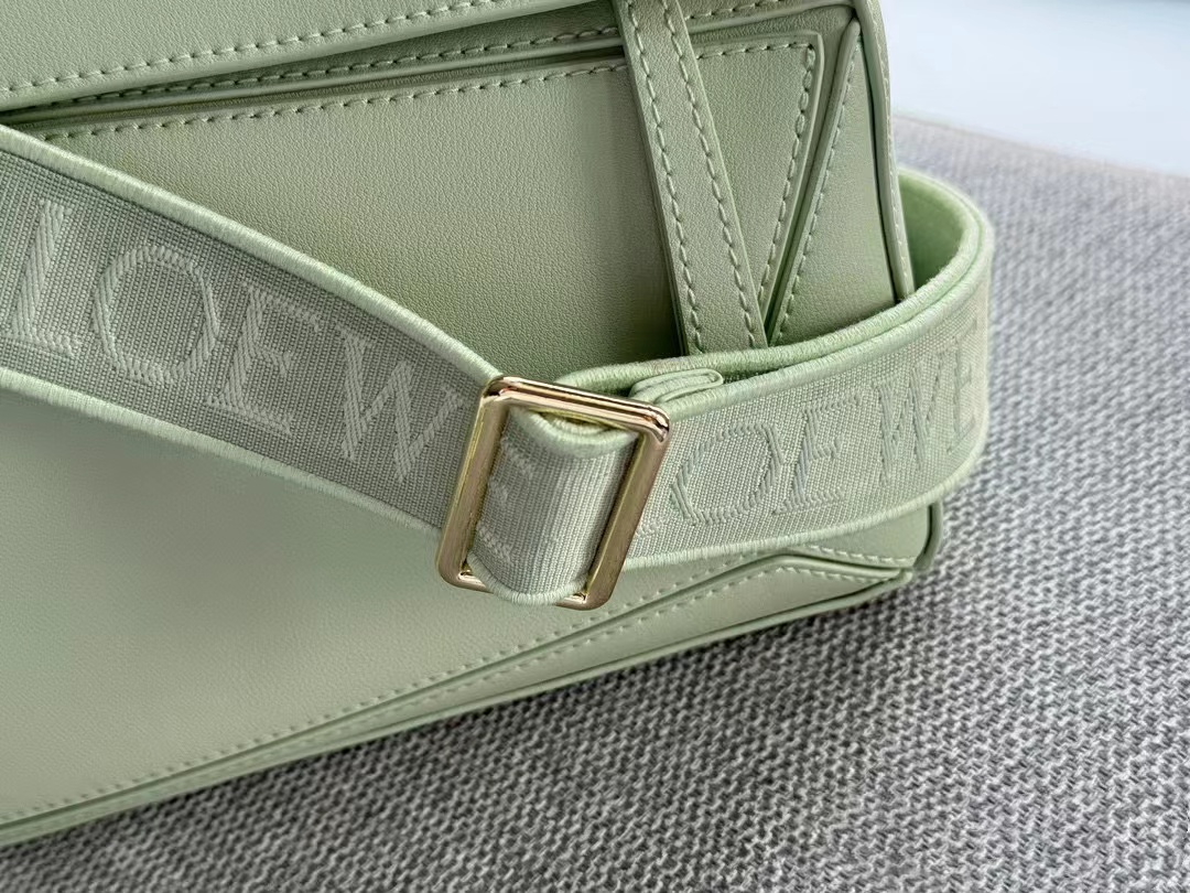 L0WEW レザークロスボディバッグ【50％割引+送料無料】