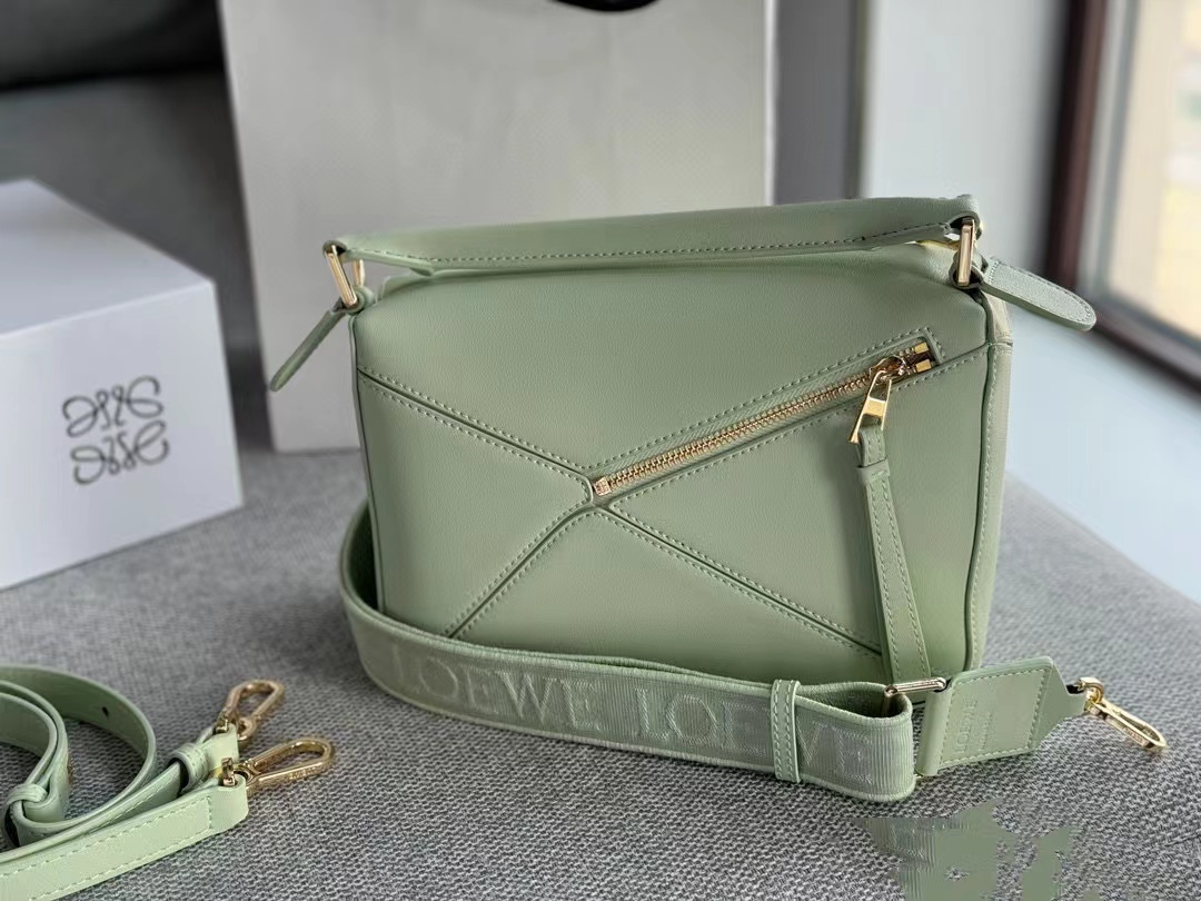 L0WEW レザークロスボディバッグ【50％割引+送料無料】