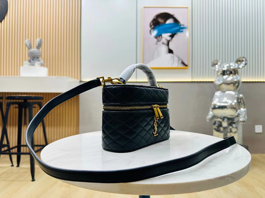 YSL ショルダー手持ちコスメバッグ【50％割引+送料無料】
