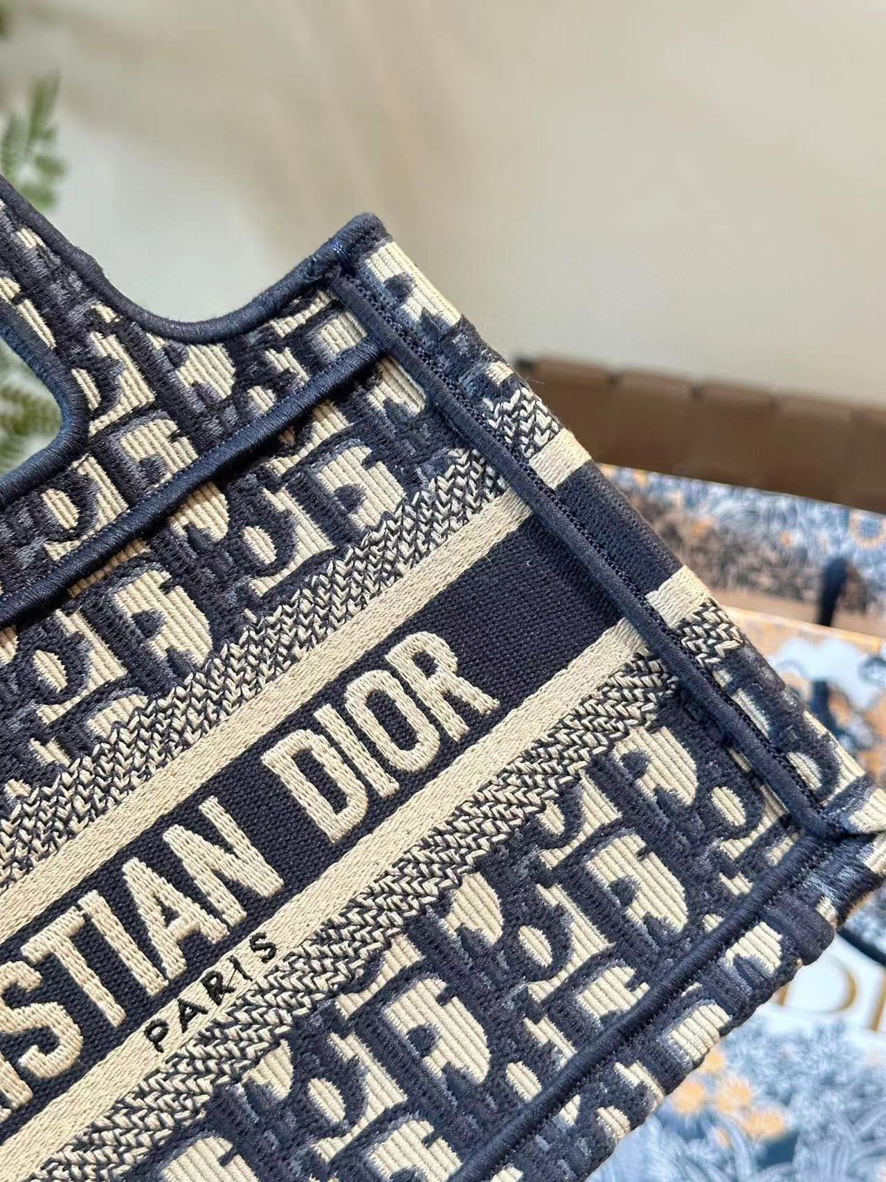 DI0R  刺繍ハンドバッグ【50％割引+送料無料】