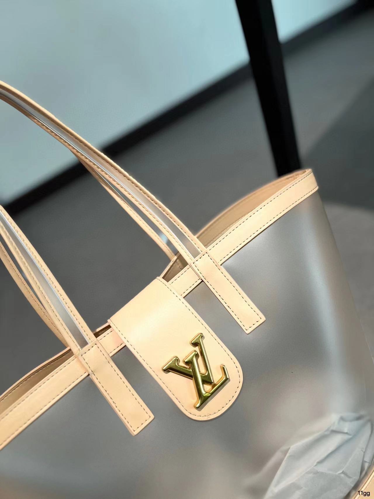 LV  メッシュ ハンドバッグ【50％割引+送料無料】