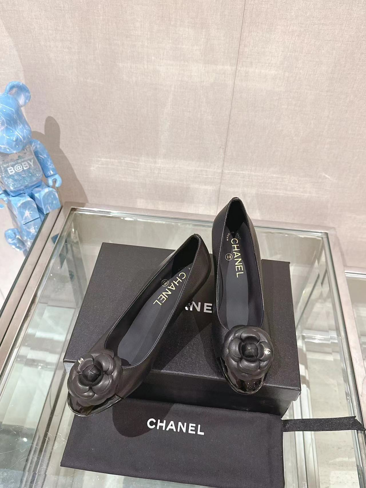 CHANE1 高品質カメリア ダブル C ハイヒール【50％割引+送料無料】