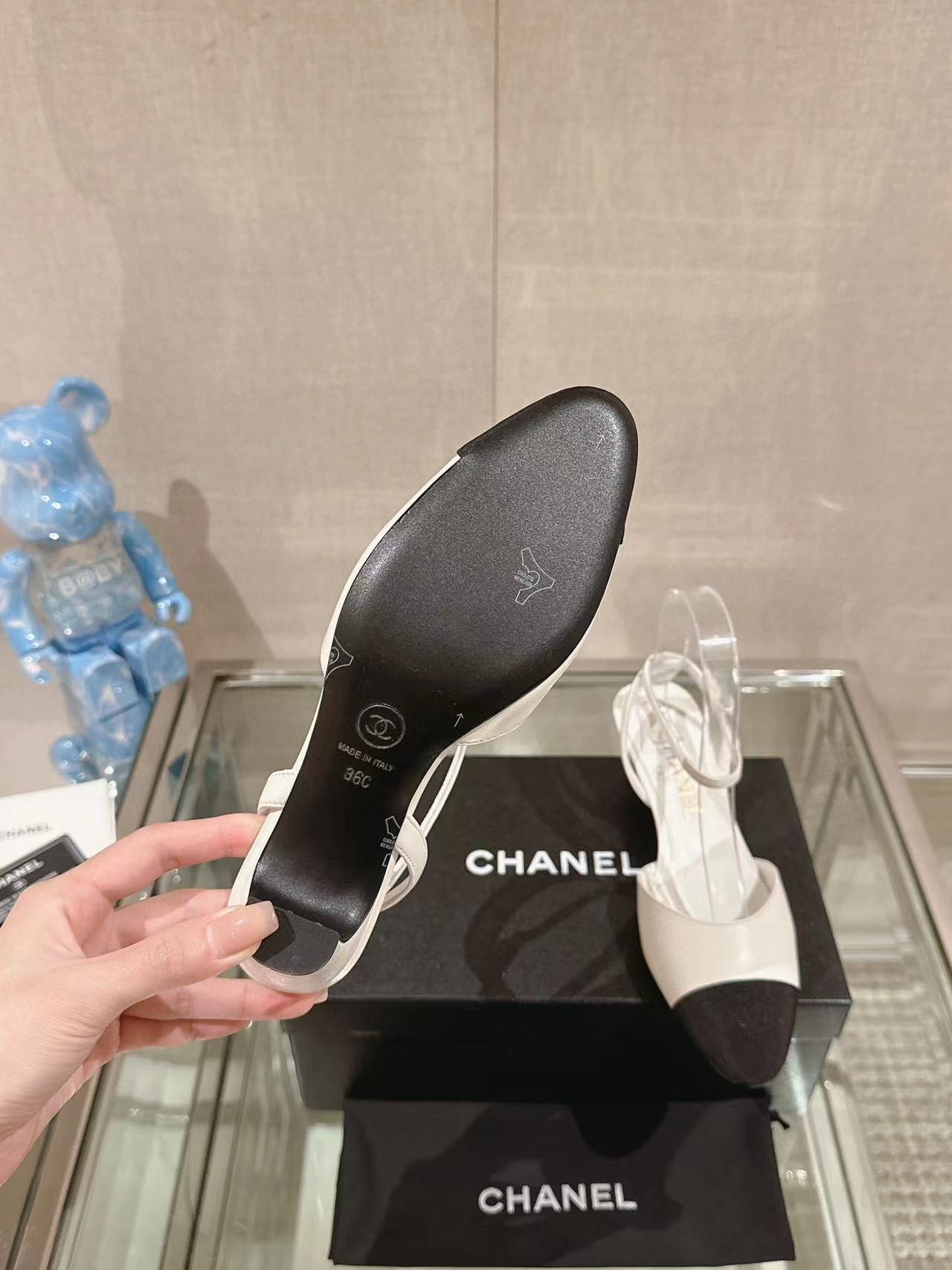CHANE1 高品質刺繍ダブル C ローヒール【50％割引+送料無料】