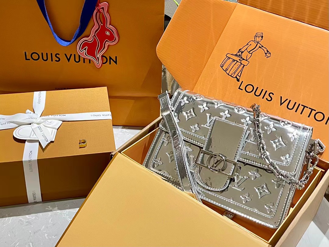 LV  dauphine 牛革ショルダークロスボディバッグ【50％割引+送料無料】