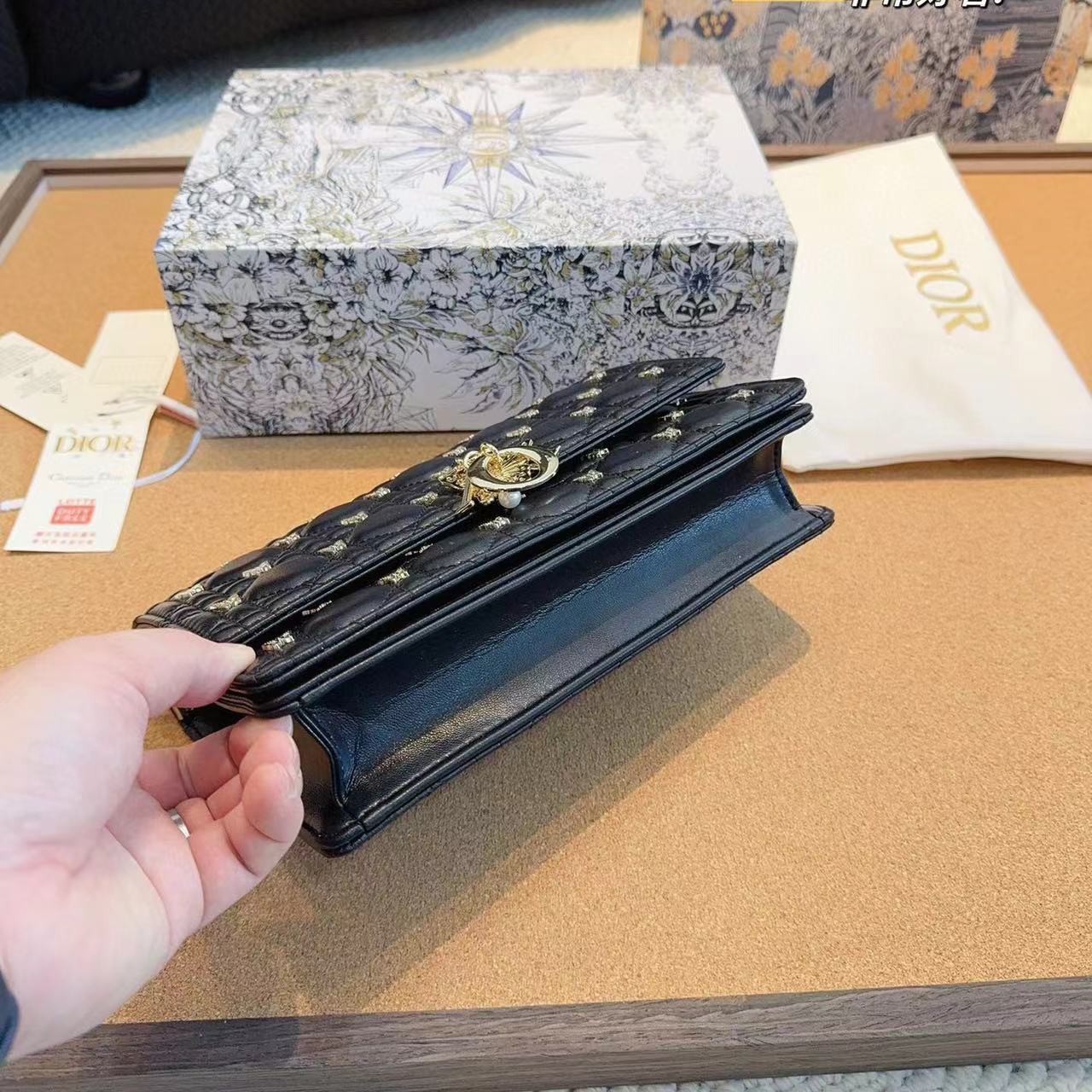 DI0R バタフライ ハンドバッグ【50％割引+送料無料】