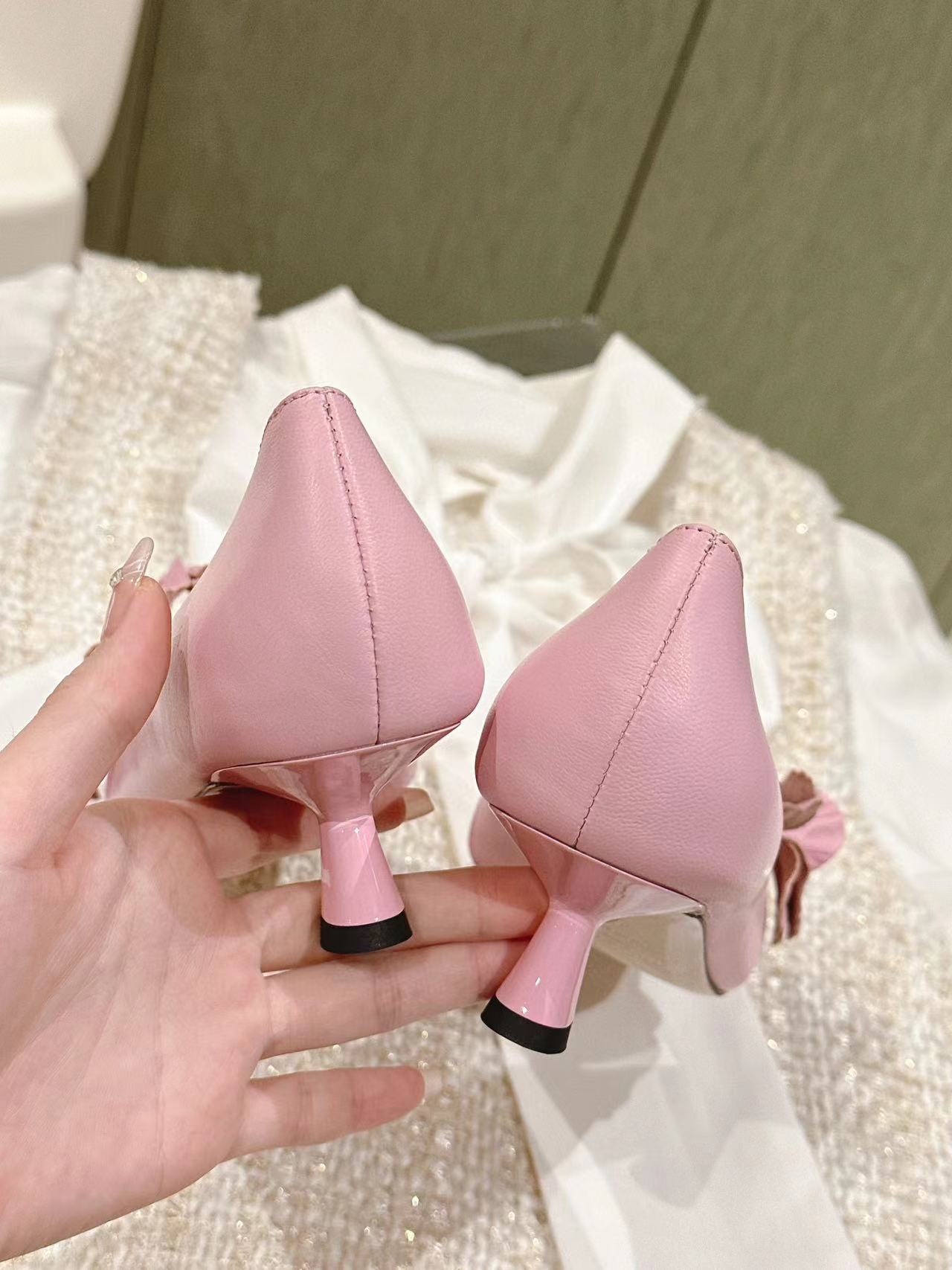 jimmycho0 高品質フラワーハイヒール【50％割引+送料無料】