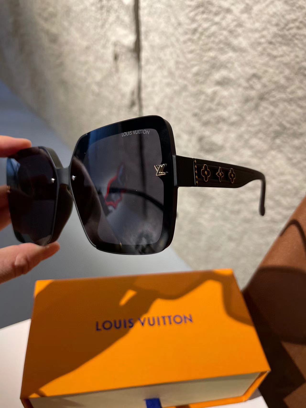 LV 偏光サングラス レディース【50％割引+送料無料】7104A