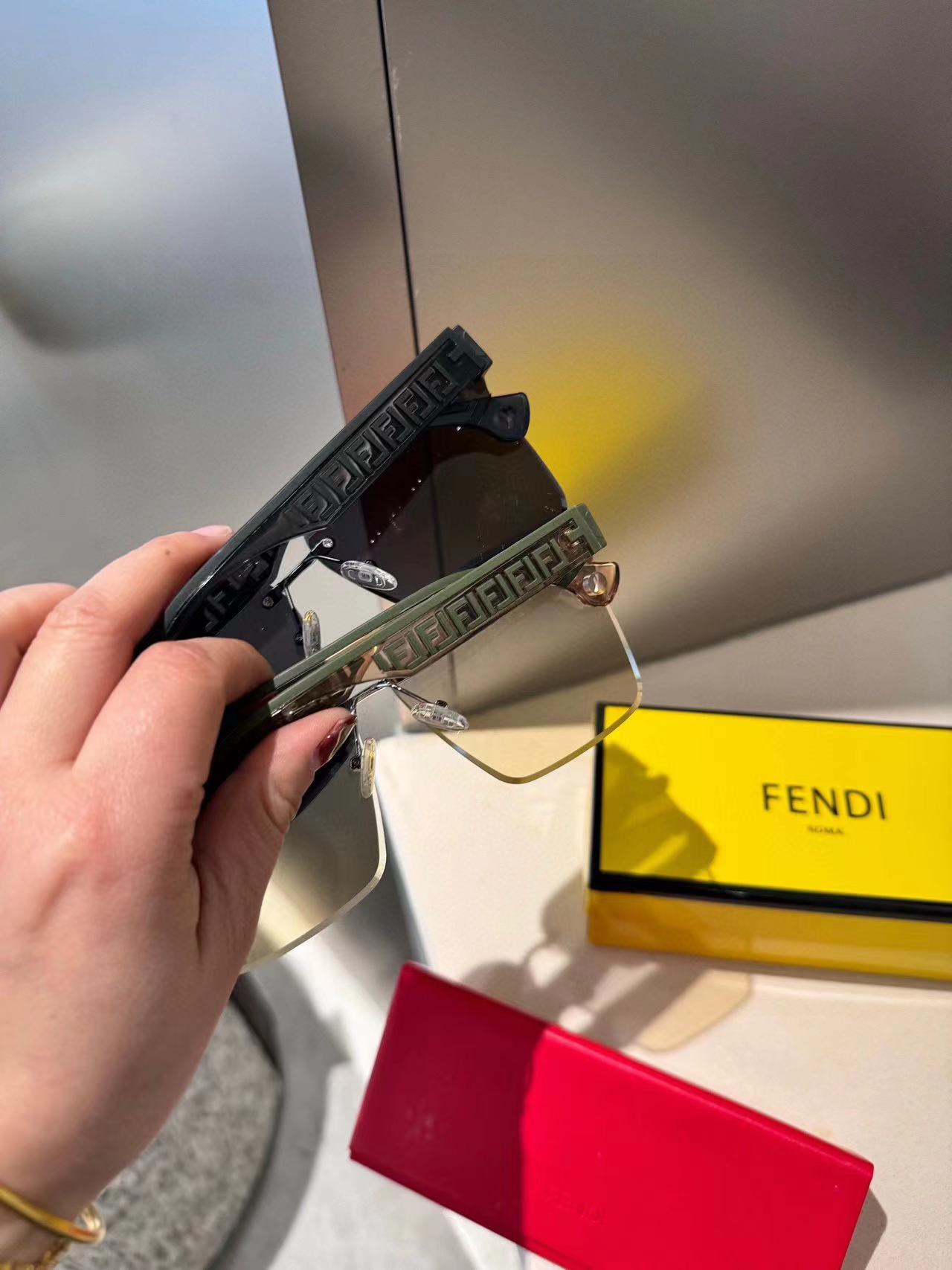 FEND1  偏光レディースサングラス【50％割引+送料無料】6115