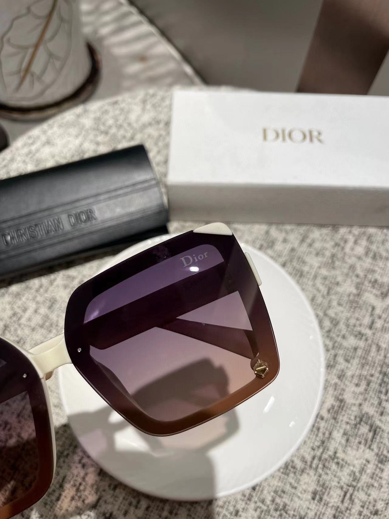 DI0R  偏光レディースサングラス【50％割引+送料無料】3456