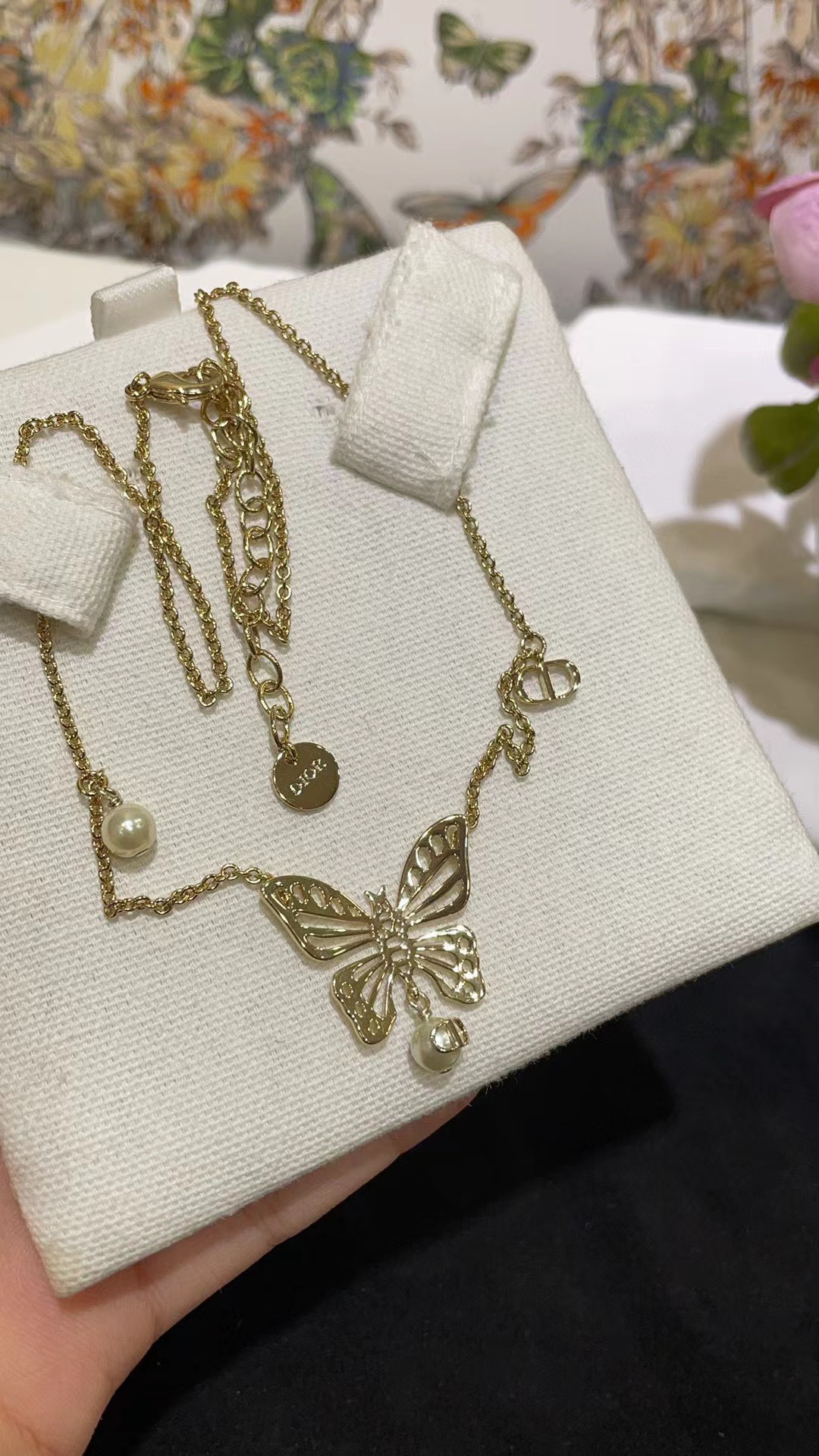 DI0R ホローバタフライパール CD ネックレス【50％割引+送料無料】