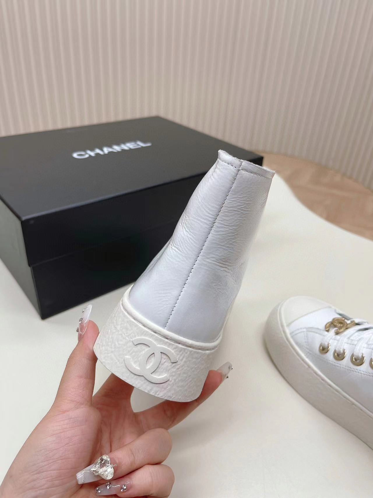 CHANE1 高級牛革ハイカットシューズ【50%割引+送料無料】