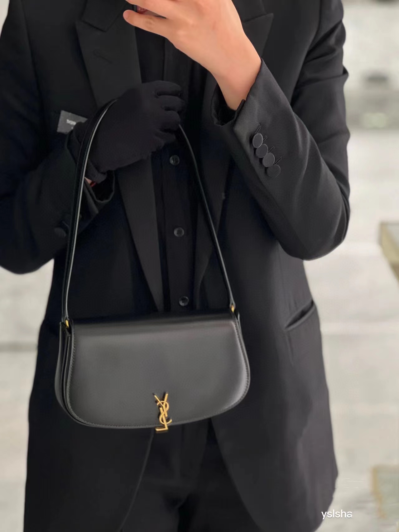 YSL  牛革脇下バッグ【50％割引+送料無料】
