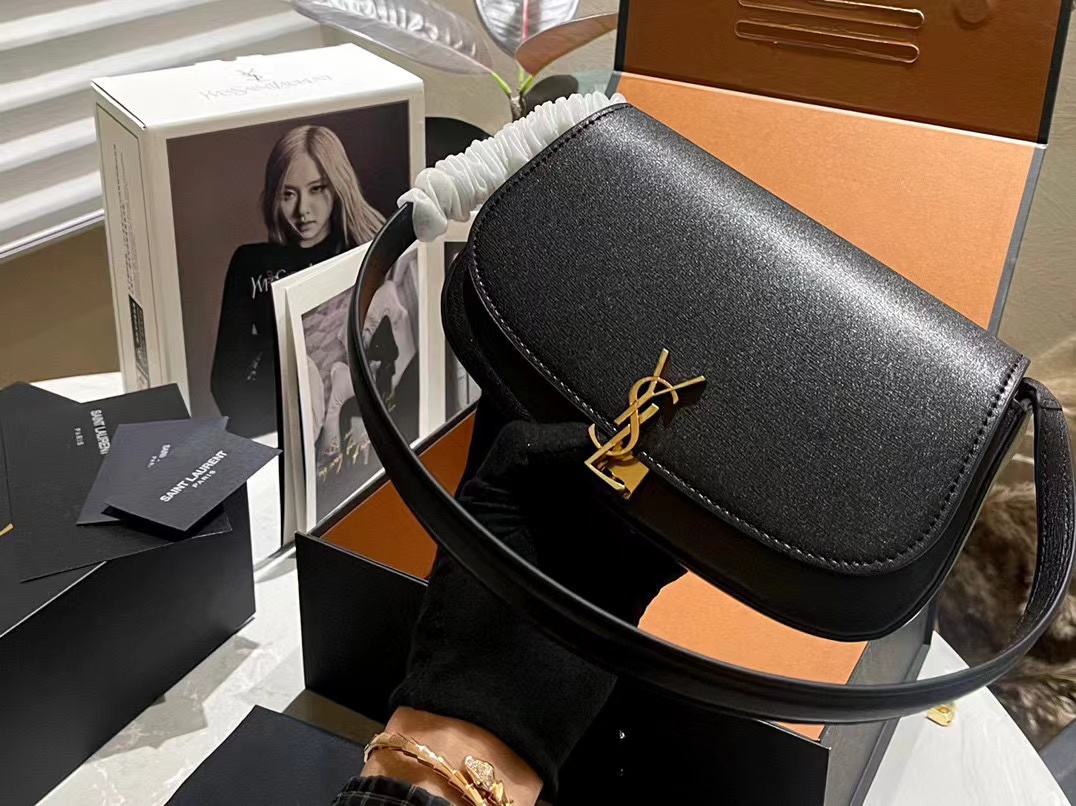YSL  牛革脇下バッグ【50％割引+送料無料】
