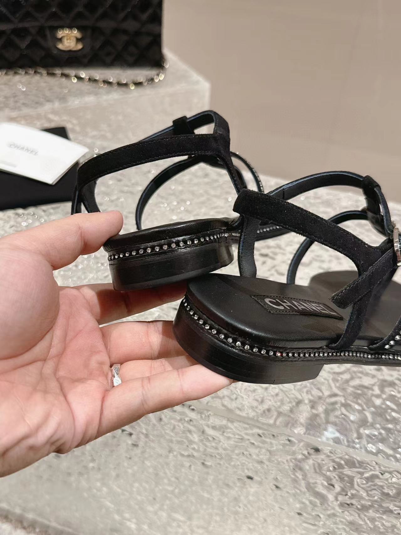CHANE1 高品質ダブル C ダイヤモンド サンダル【50％割引+送料無料】