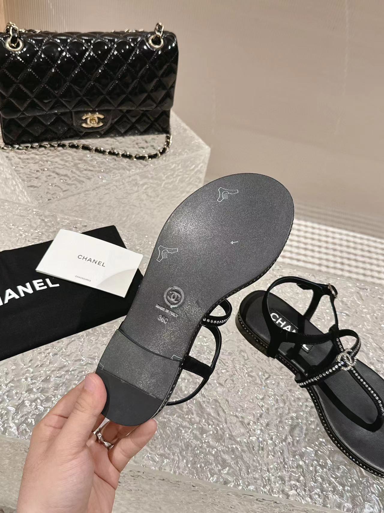 CHANE1 高品質ダブル C ダイヤモンド サンダル【50％割引+送料無料】