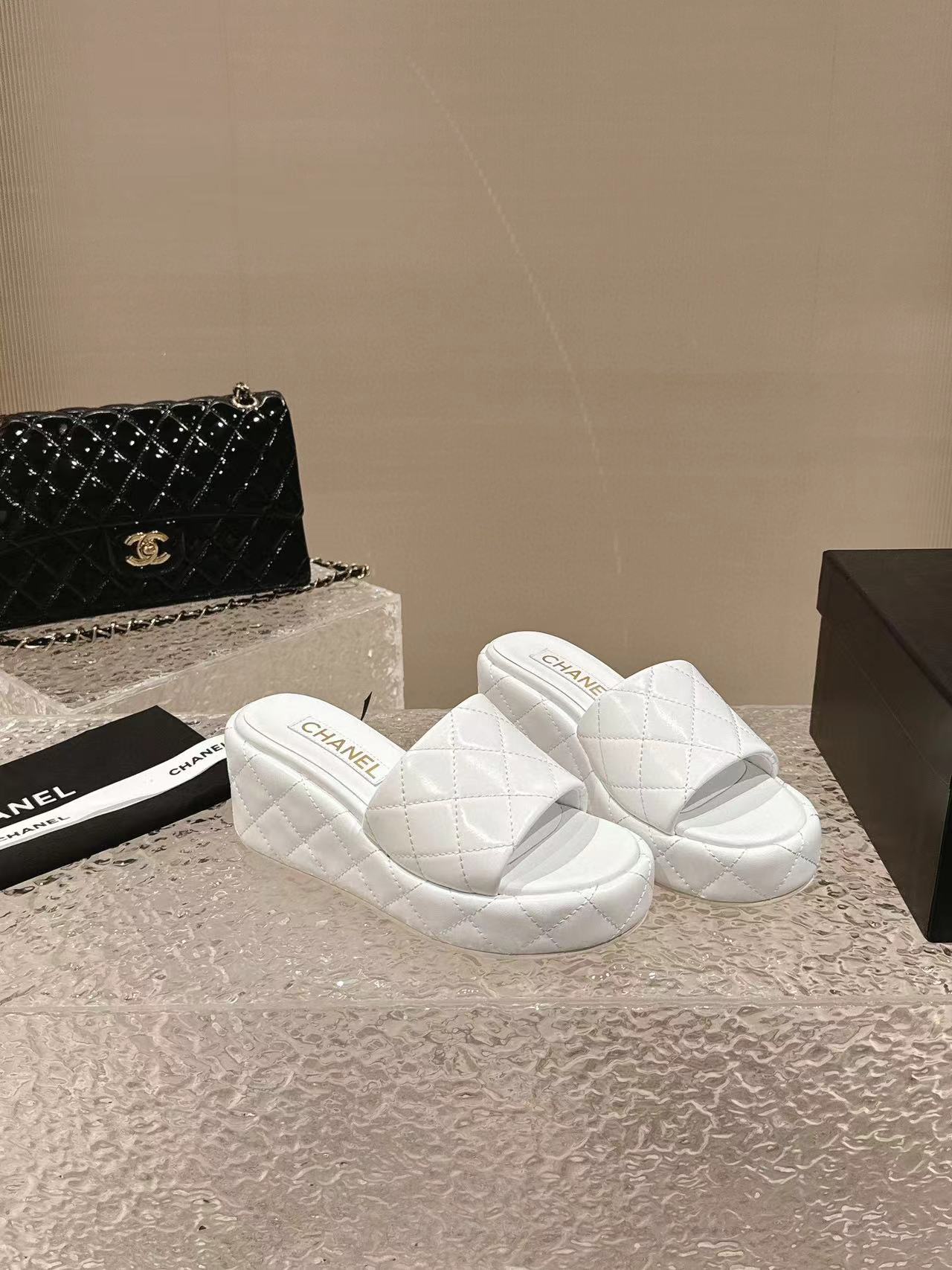 CHANE1 高品質カメリアウェッジ【50％割引+送料無料】