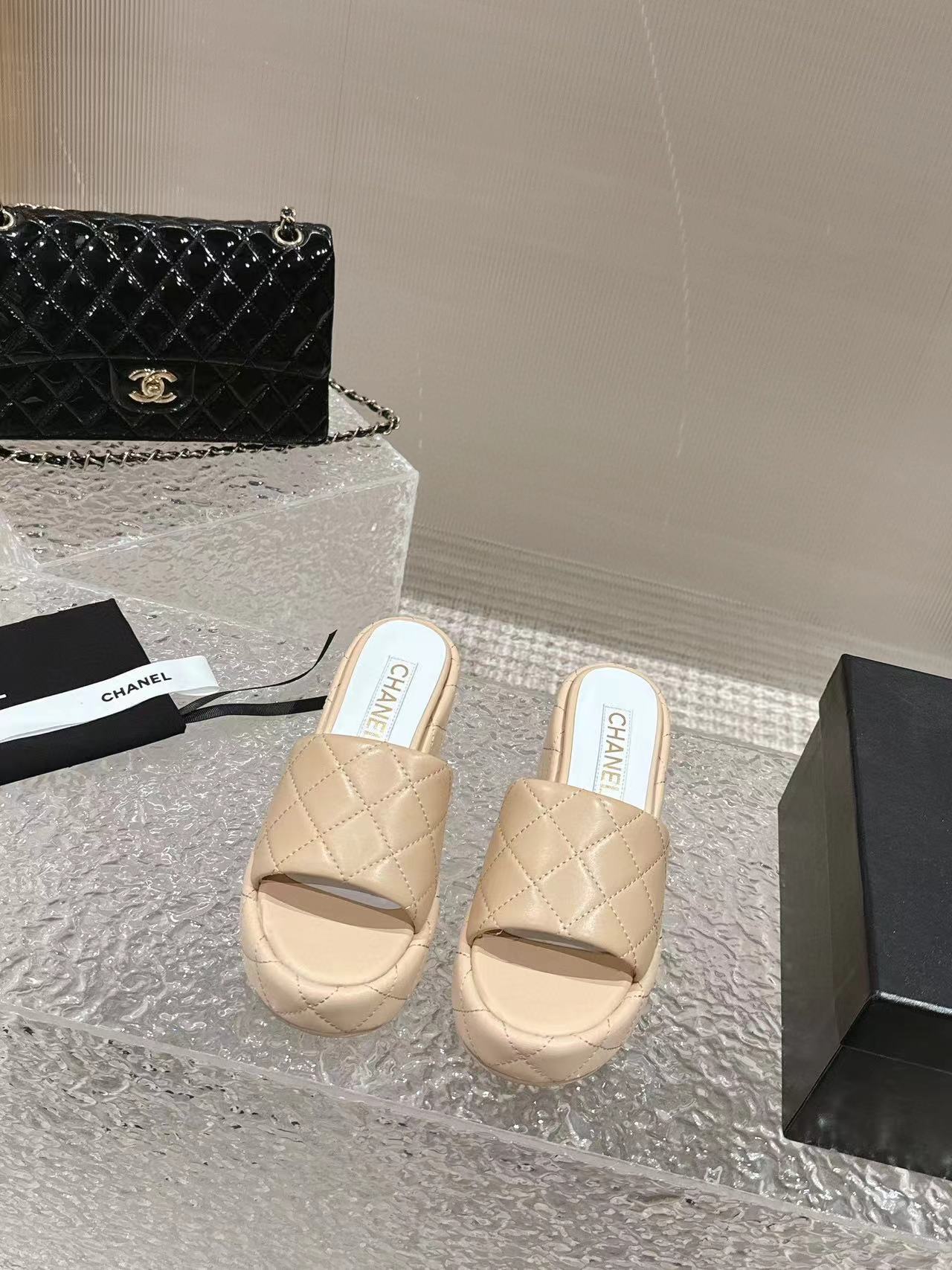 CHANE1 高品質カメリアウェッジ【50％割引+送料無料】