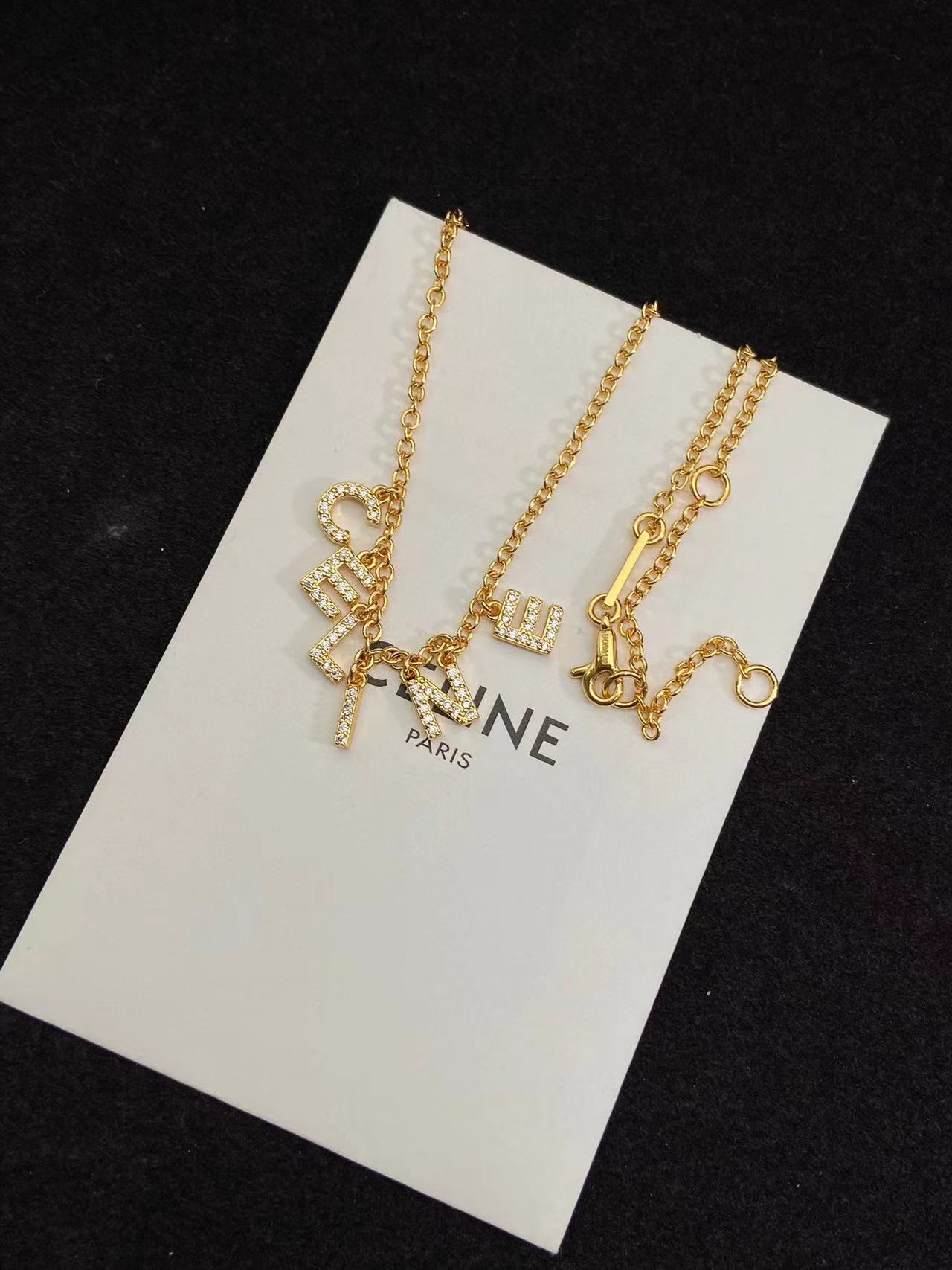 CEL1NE ダイヤモンドレターネックレス【50％割引+送料無料】