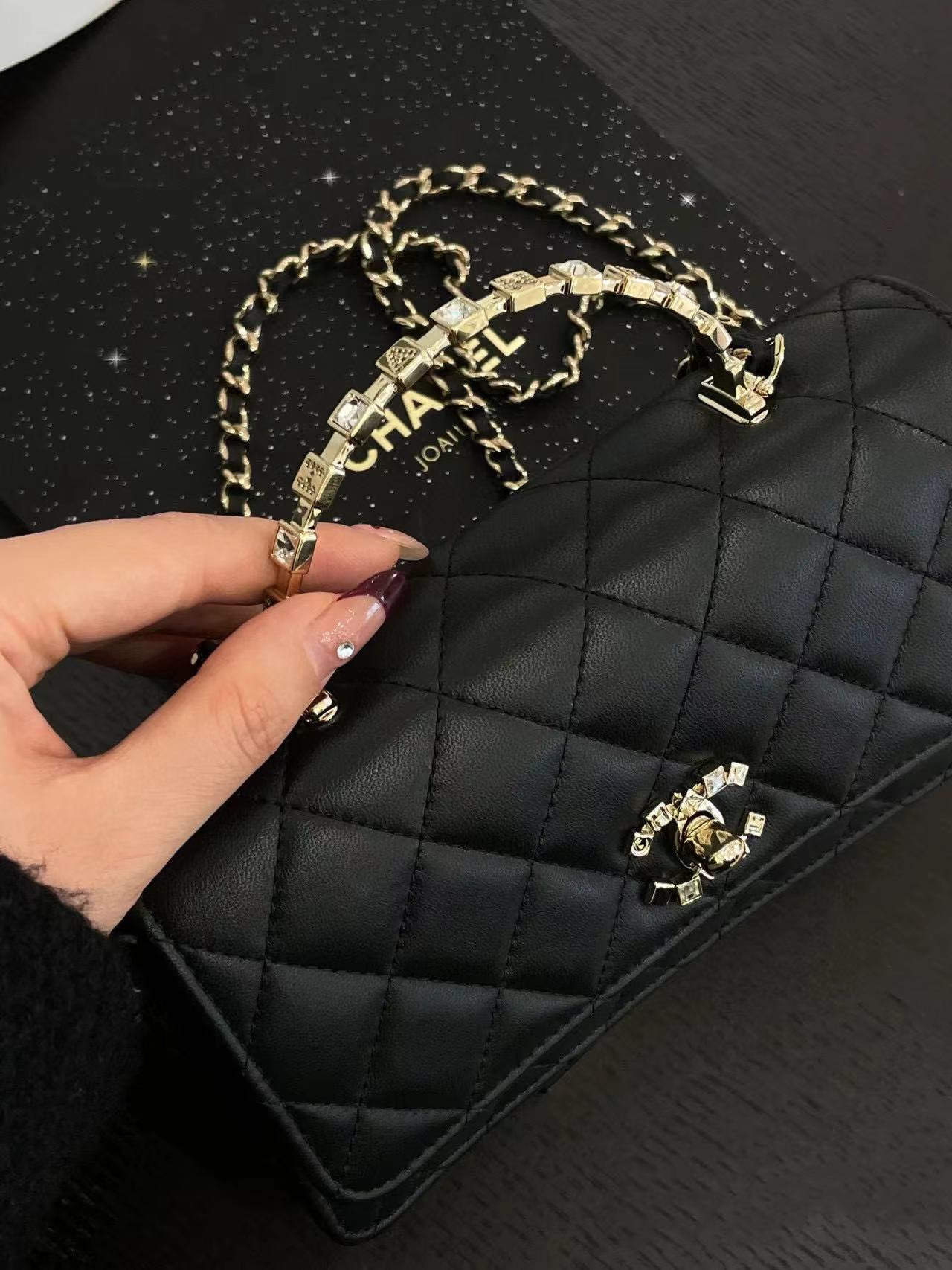 CHANE1 ダイヤモンドハンドル ショルダー クロスボディバッグ。【50％割引+送料無料】