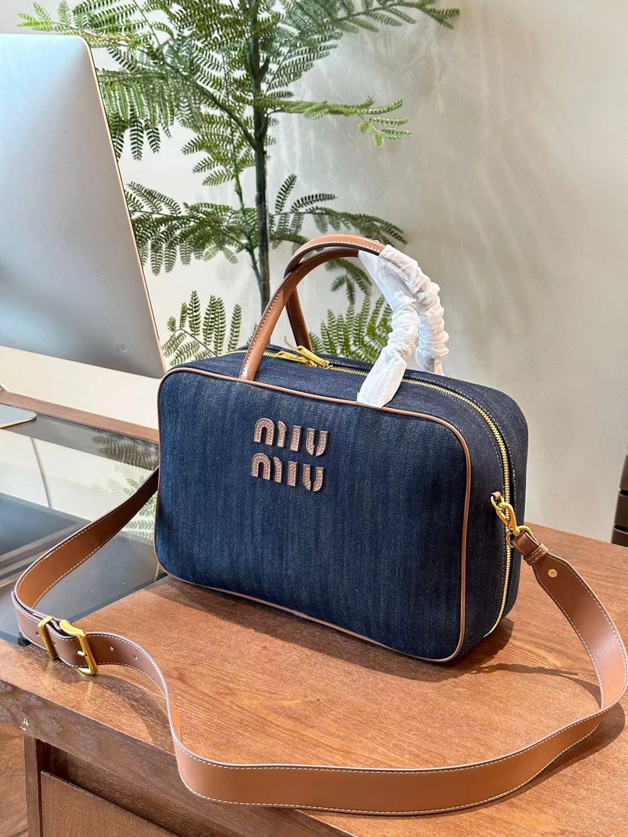 M1UM1U  デニムハンドバッグ 【50％割引+送料無料】