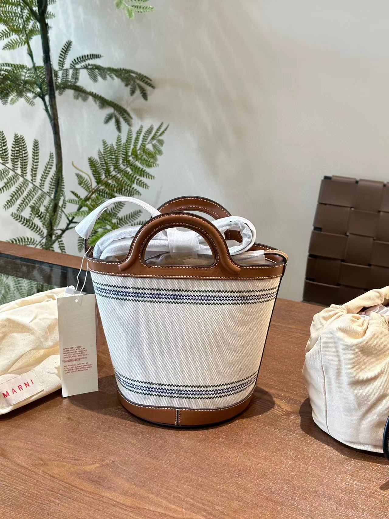 Marni バケツバッグ【50％割引+送料無料】