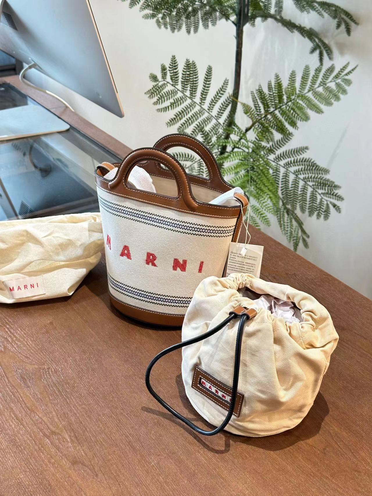 Marni バケツバッグ【50％割引+送料無料】