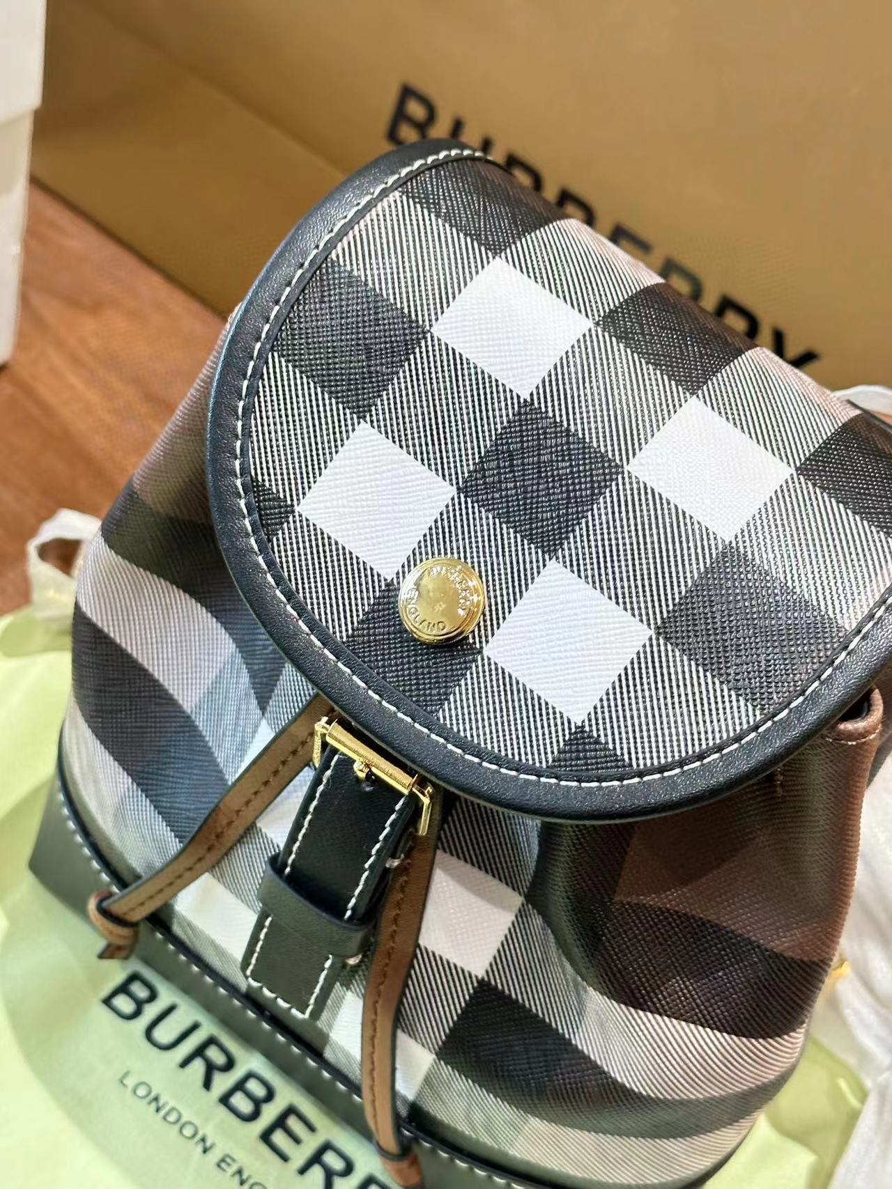 burberry ショルダーバッグ【50％割引+送料無料】