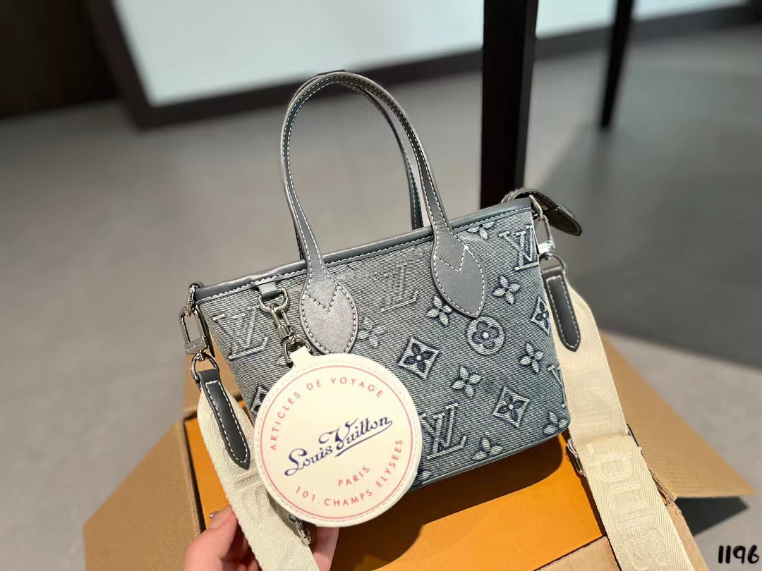 LV エンブロイダリー デニム ハンドバッグ【50％割引+送料無料】