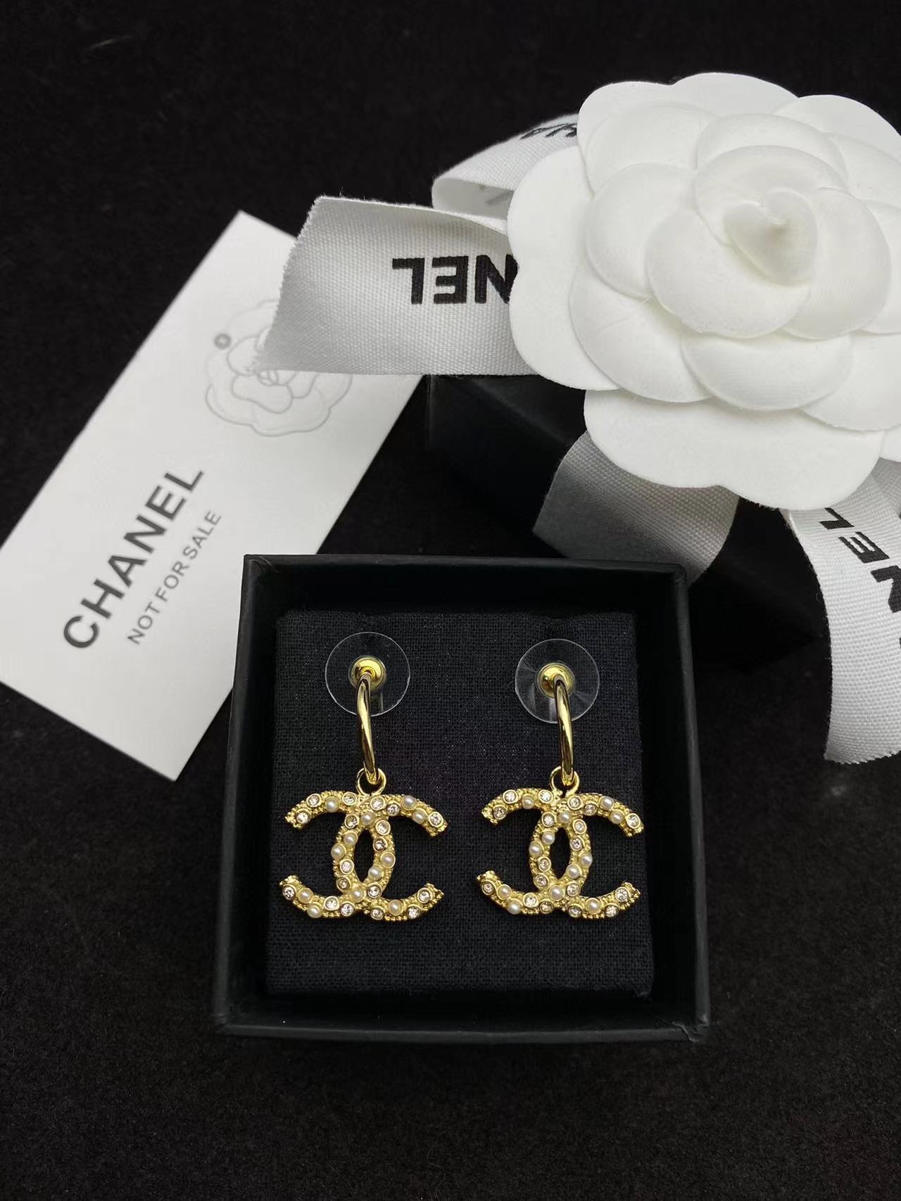CHANE1 ダブルCニードルパールイヤリング【 50％割引+送料無料】